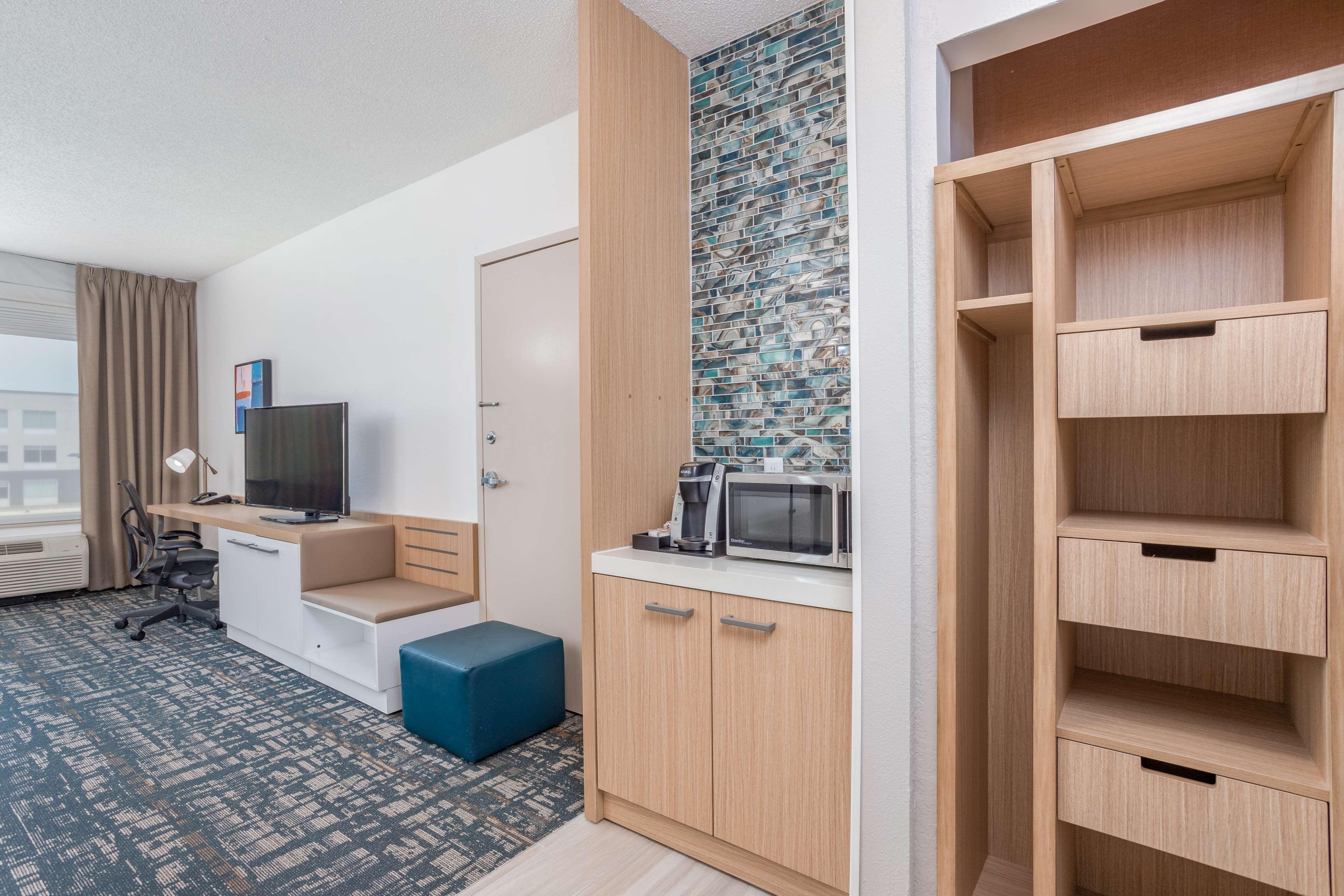 Hilton Garden Inn Cincinnati/Sharonville Ngoại thất bức ảnh