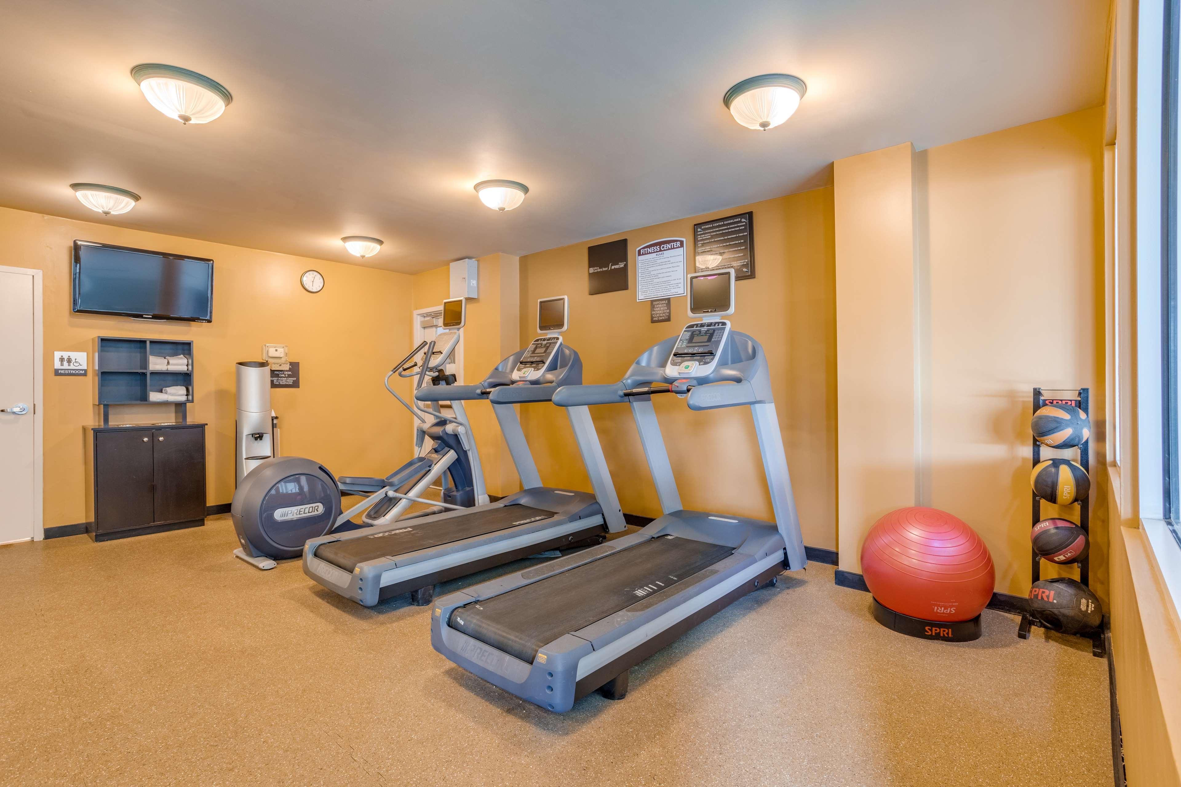 Hilton Garden Inn Cincinnati/Sharonville Ngoại thất bức ảnh